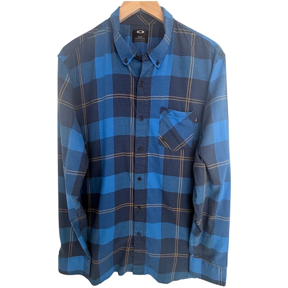 Oakley Plaid Button Down Shirt Mens XL Blue Long Sleeve Casual